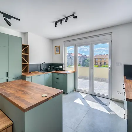 Skyline Sanctuary Apartment Budapest